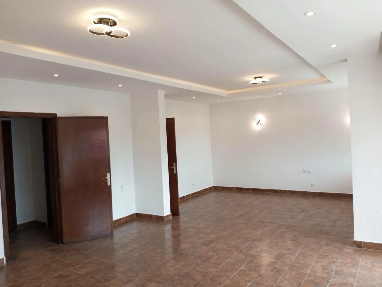 APPARTEMENT HAUT STANDING A LOUER DOUALA BONAPRISO Lea Group Sarl Cameroun