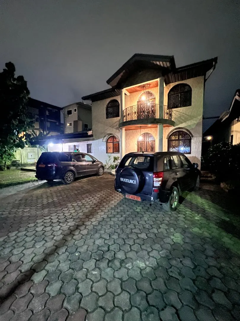 DUPLEX À LOUER À BONABERI A  A BONABERI au Cameroun