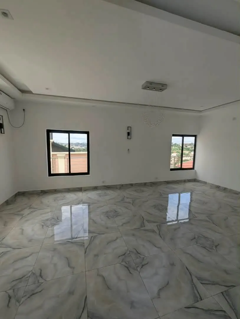 ▪️DUPLEX SUPER STANDING A VENDRE  📍YAOUNDÉ, QUARTIER #HAPPI — Léa Group au Cameroun