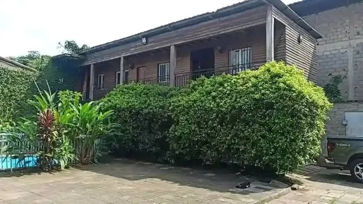 Duplex haut standing à vendre a Douala Bonamoussadi denver  — Léa Group au Cameroun