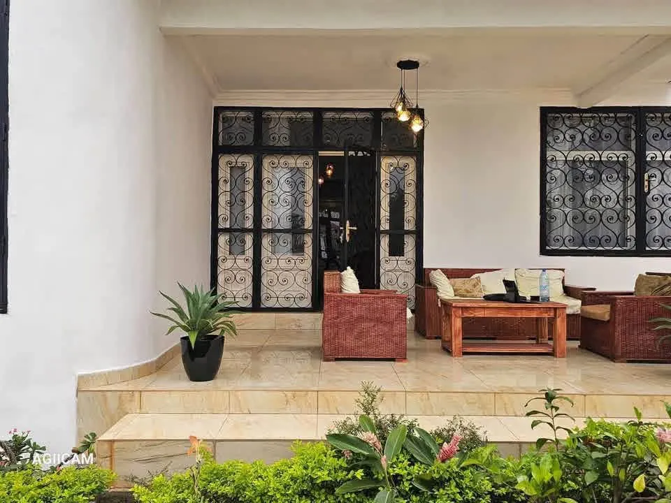 ▪️MAGNIFIQUE DUPLEX STYLE EUROPÉEN À VENDRE  📍YAOUNDÉ, QUARTIER #NKOABANG — Léa Group au Cameroun